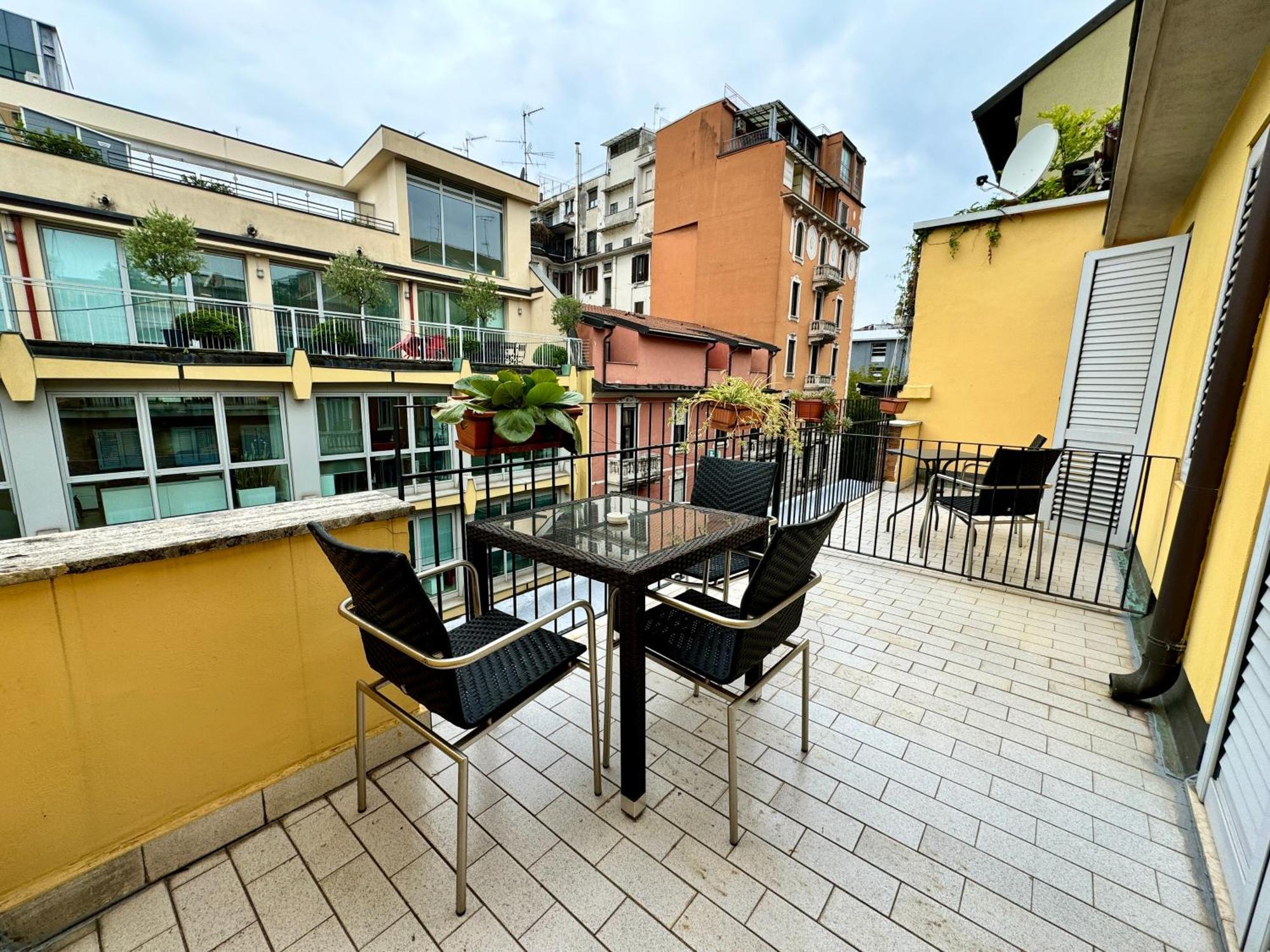 Hotel Parma Milão Exterior foto